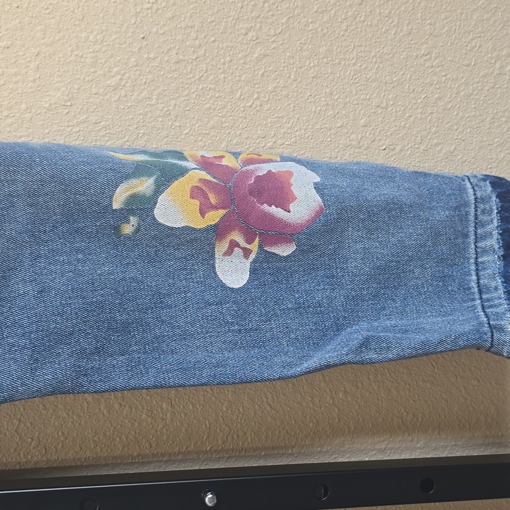 NWOT One Teaspoon Saints Orchid Painted Jeans. Size 26 - Picture 7 of 9